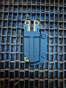 Heavy duty pouch for leatherman OHT